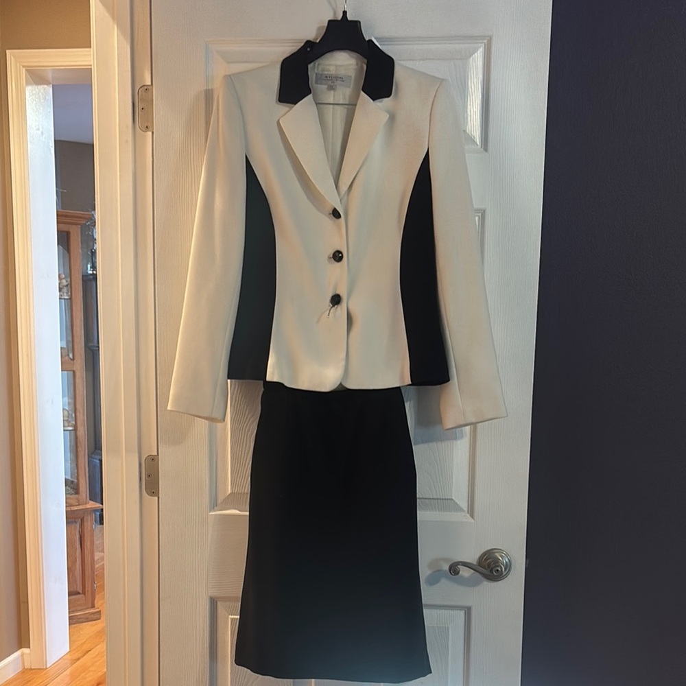 Chic Black and White Blazer Skirt Set